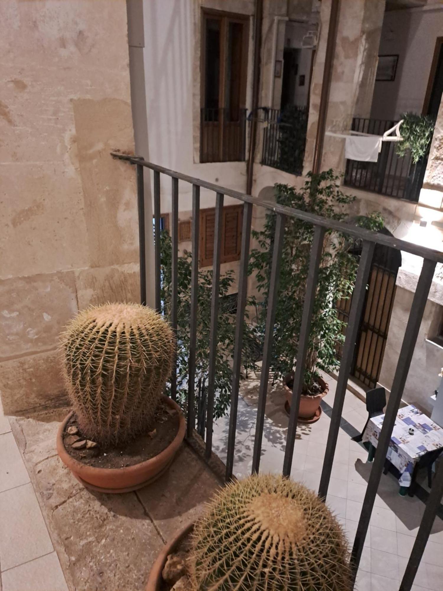 הוילה סירקוזה Syrakosia A Ortigia מראה חיצוני תמונה
