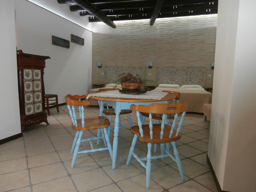 הוילה סירקוזה Syrakosia A Ortigia מראה חיצוני תמונה